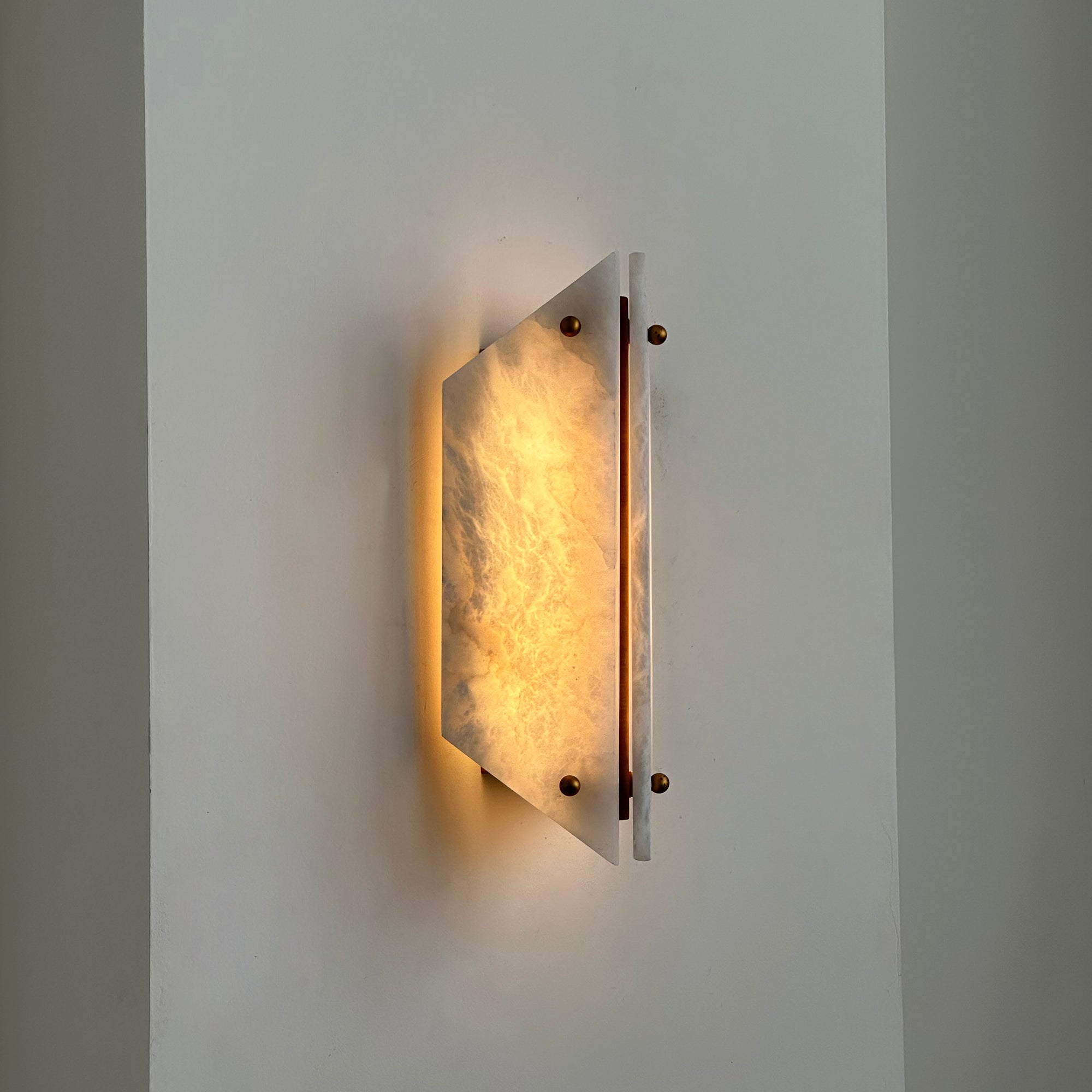 Vivien Alabaster Stone Wall Lamp