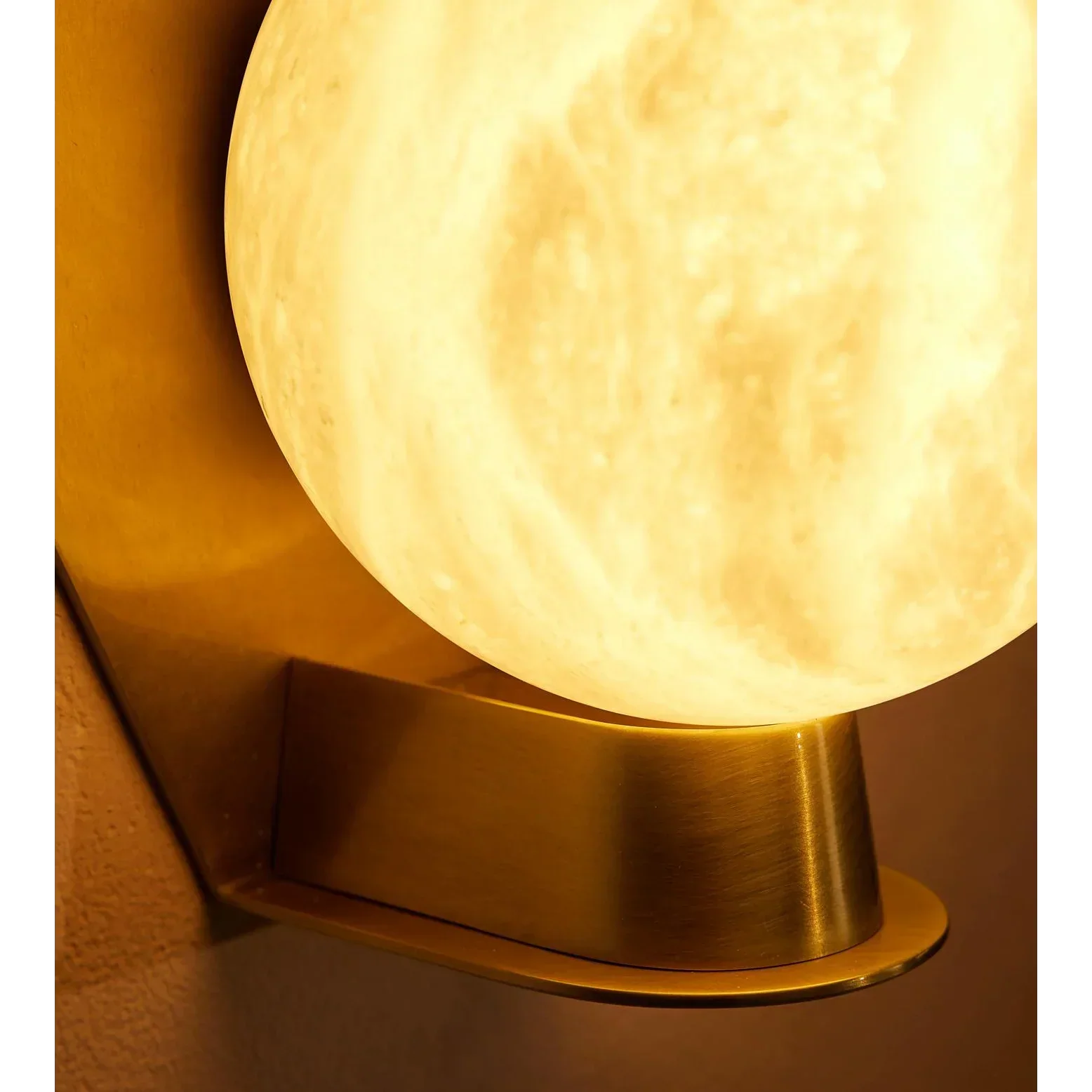BRANZA ALABASTER GLOBE WALL SCONCE 11"H