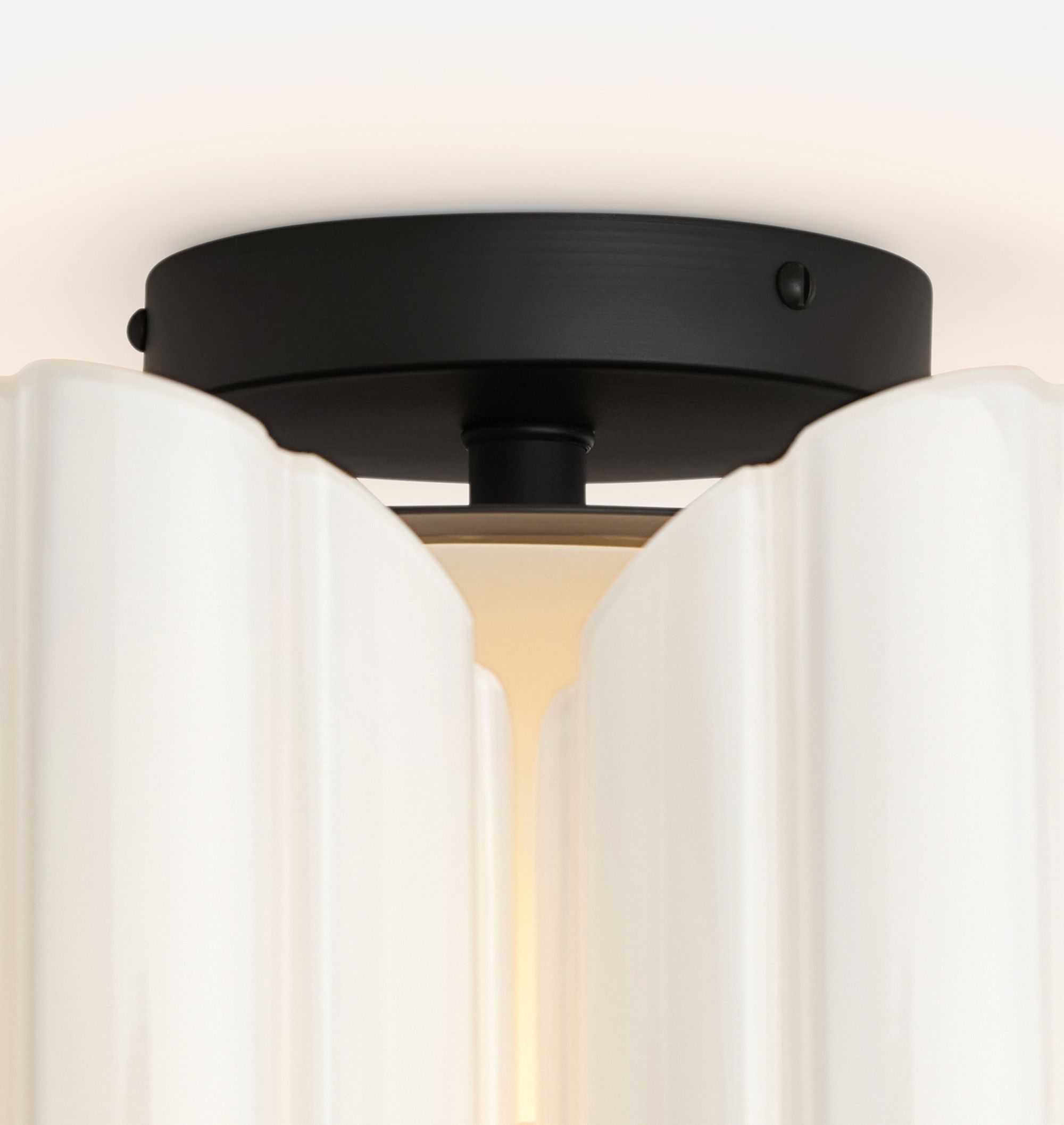 Lorna LED Flush Mount 16"