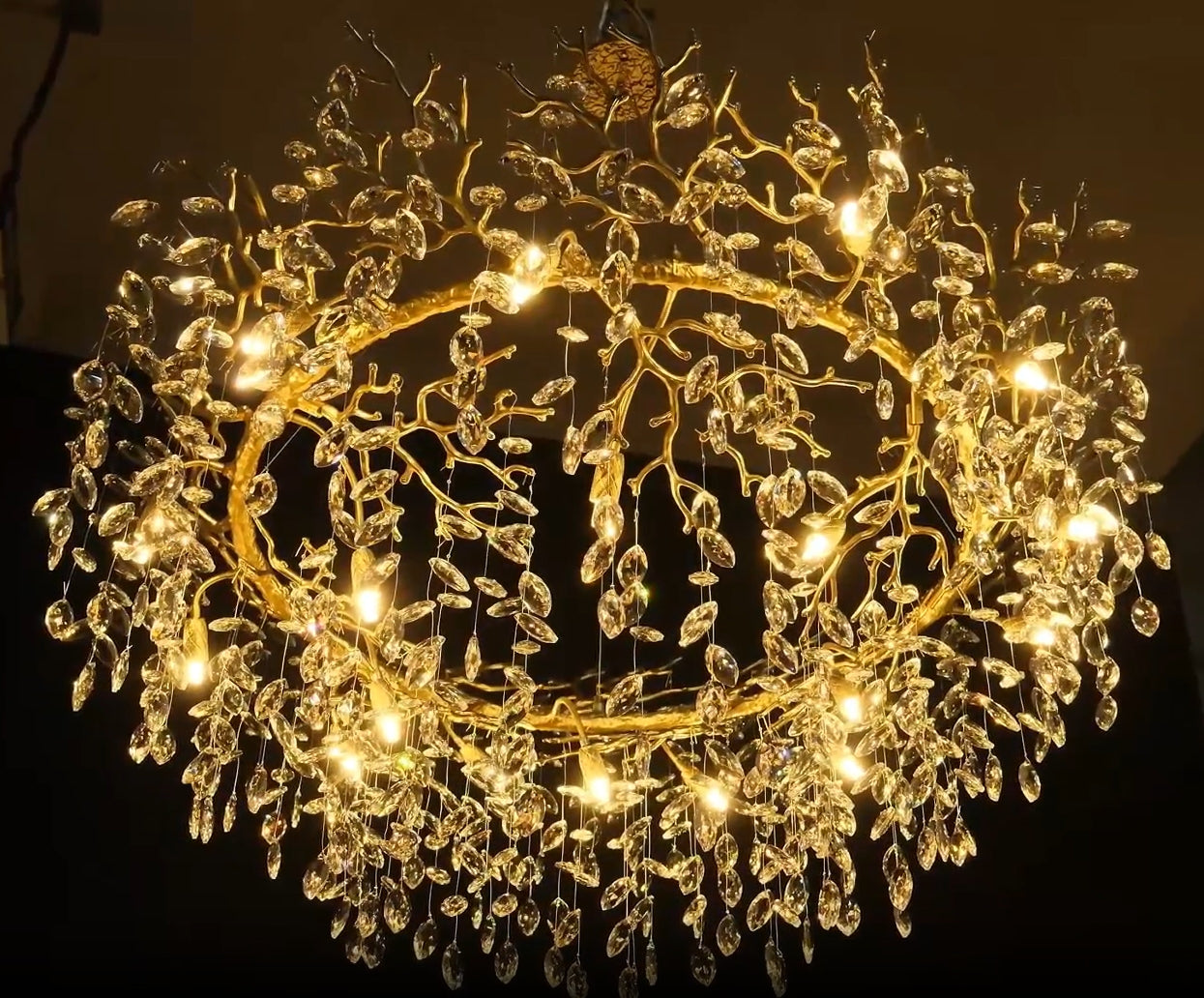 Solara Round Tree Branch Chandelier 48"